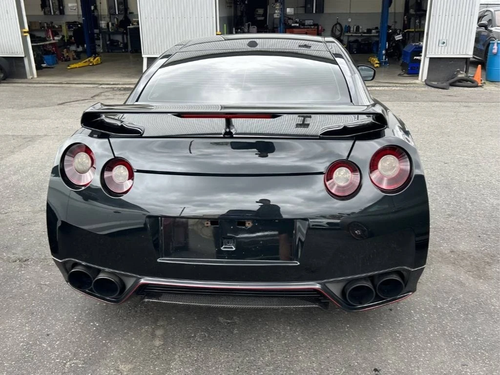 Nissan Skyline GT-R35 /CARFAX /АВТО КРЕДИТ  - изображение 6