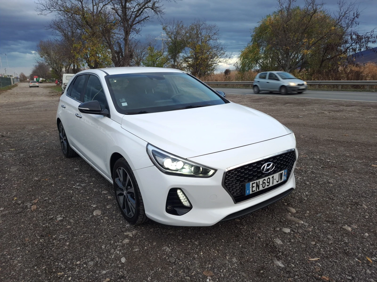 Hyundai I30 1.6 CRDI - изображение 8