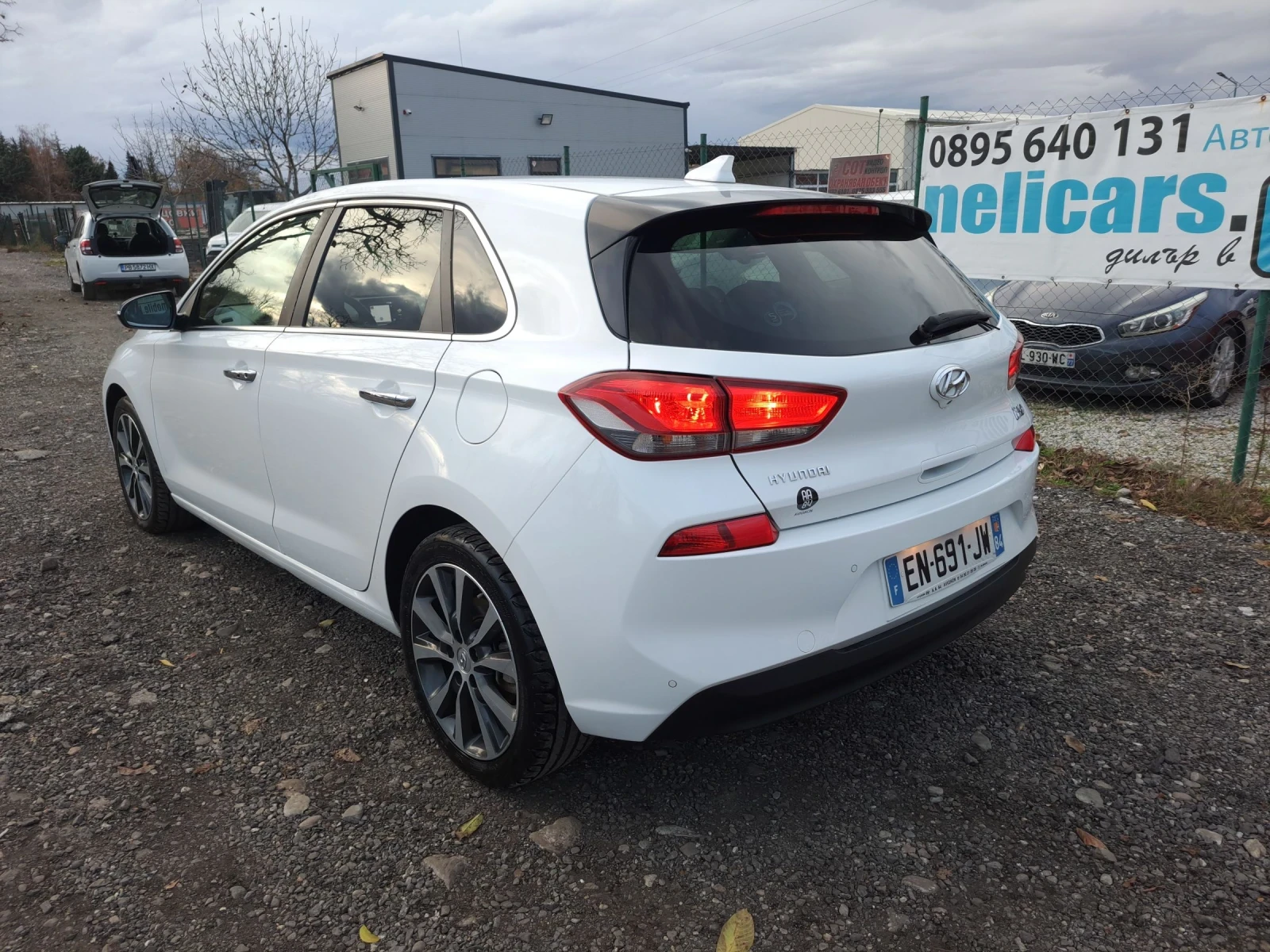 Hyundai I30 1.6 CRDI - изображение 4