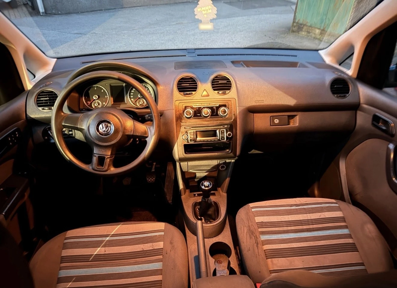 VW Caddy ПЪТНИЧЕСКИ ОЧАКВАН ВНОС НА 17.03.2026, снимка 5 - Автомобили и джипове - 53742585