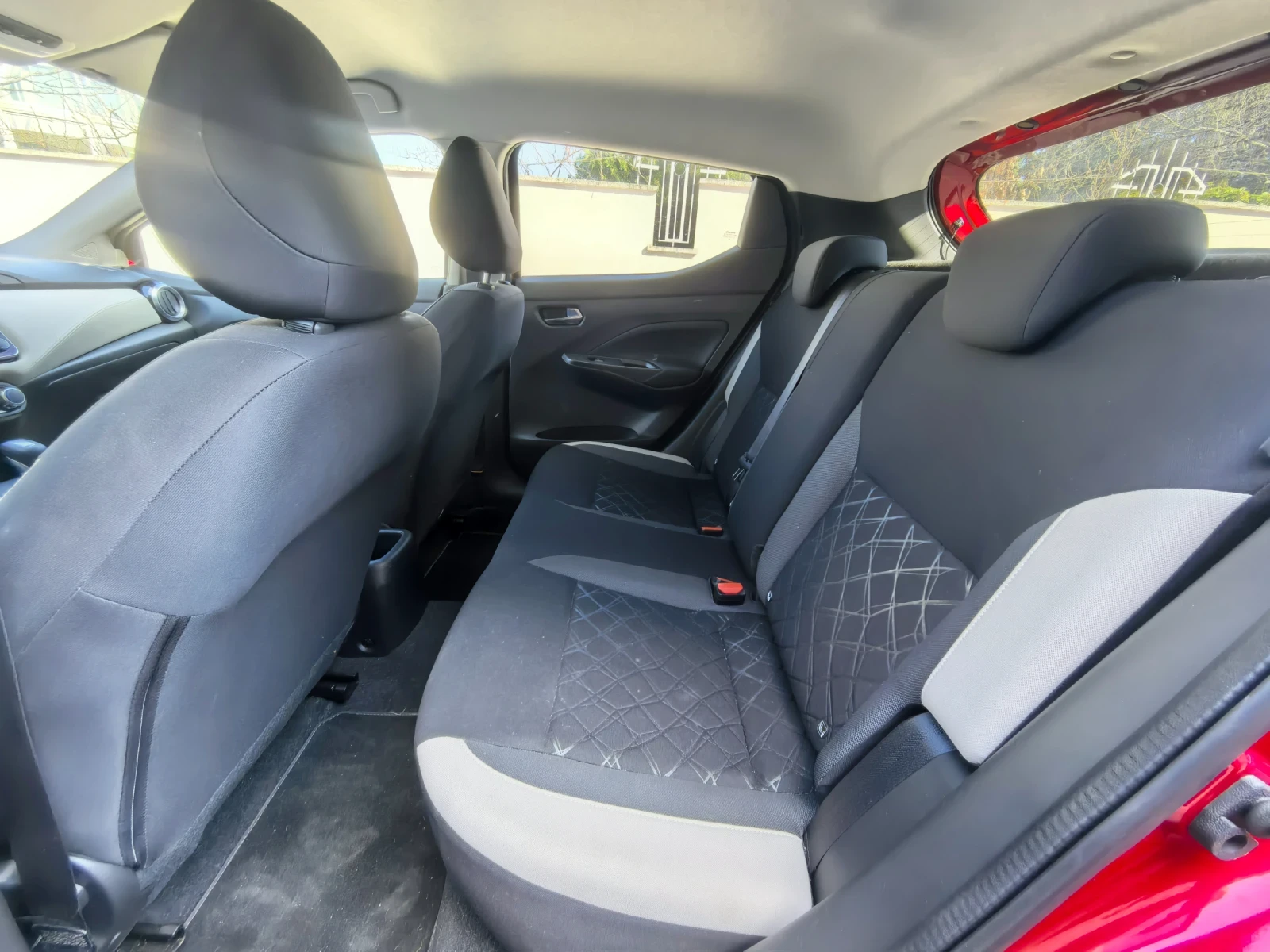 Nissan Micra 1.0, снимка 8 - Автомобили и джипове - 53735480