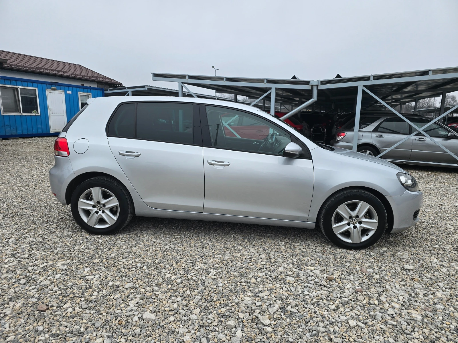 VW Golf 1.6TDI  90кс ! ! РЕАЛНИ КИЛОМЕТРИ, снимка 6 - Автомобили и джипове - 53807459