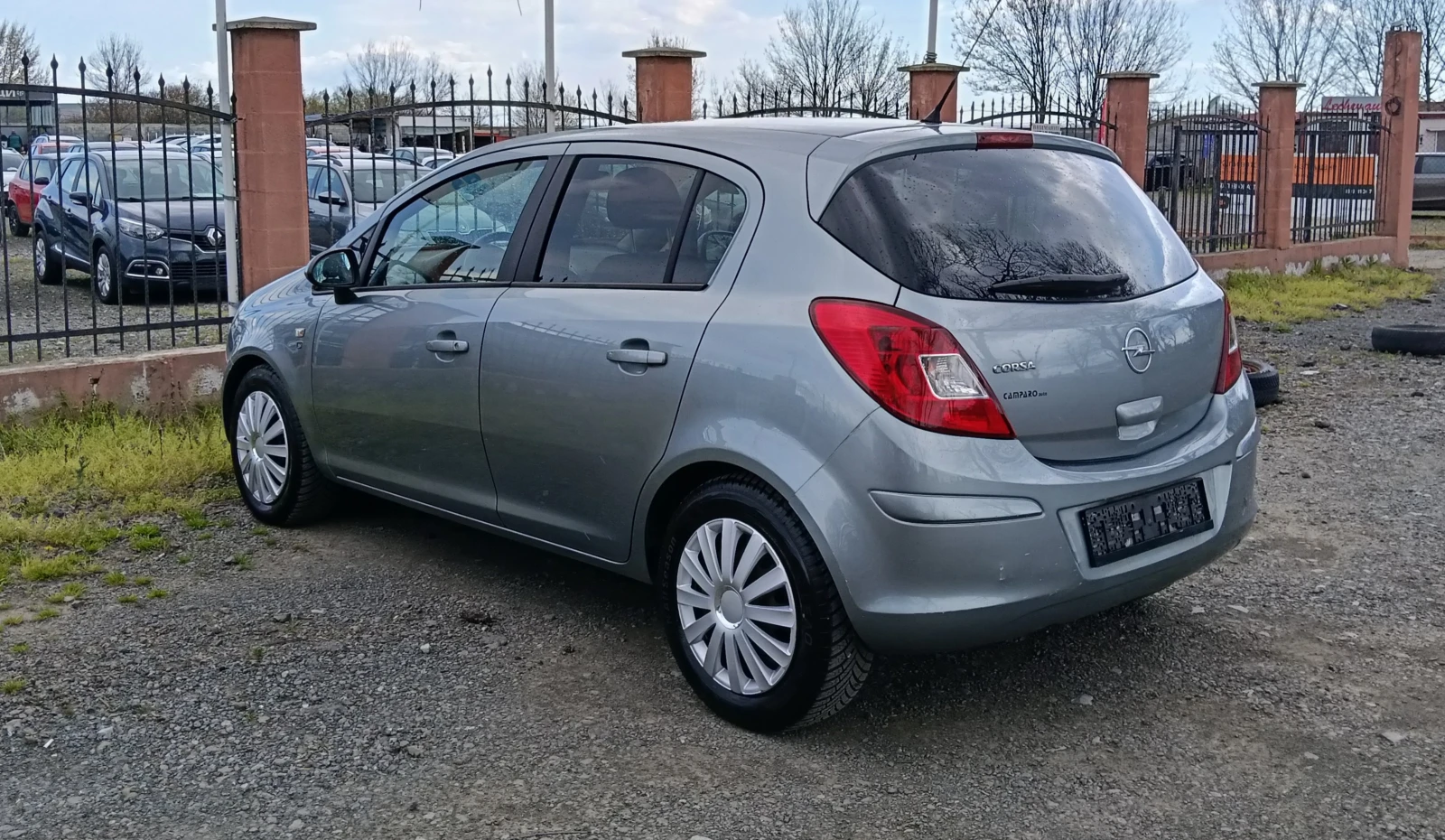 Opel Corsa 1.2i, снимка 5 - Автомобили и джипове - 54139876