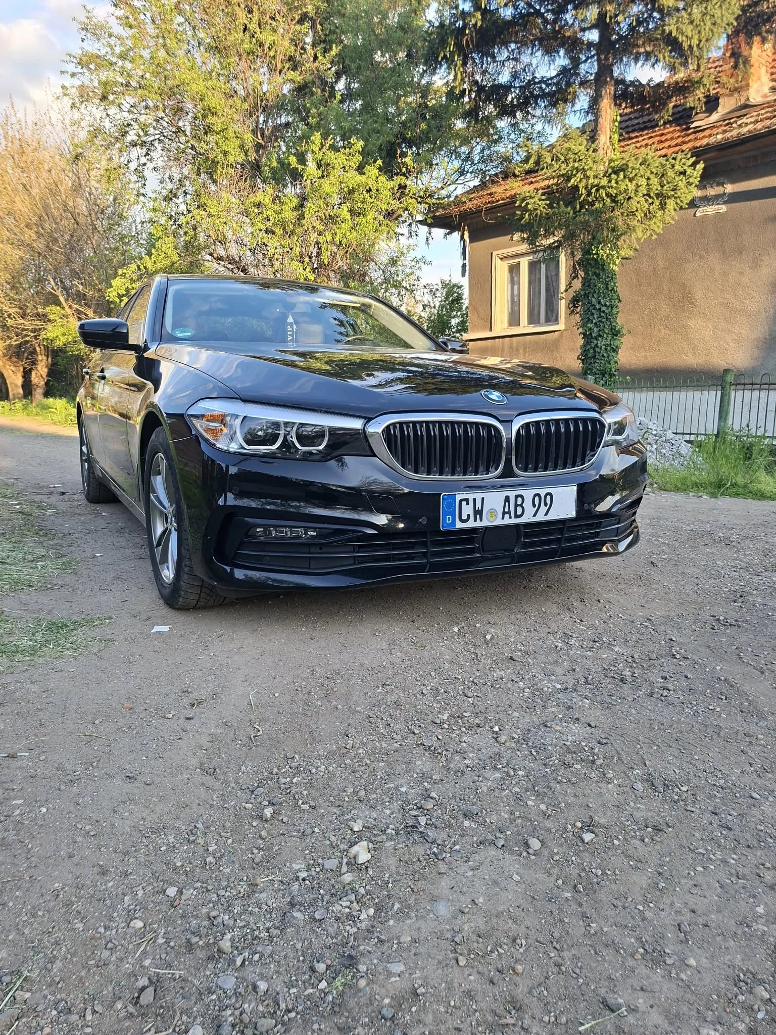 BMW 520 2.0 xDrive, снимка 3 - Автомобили и джипове - 54676874