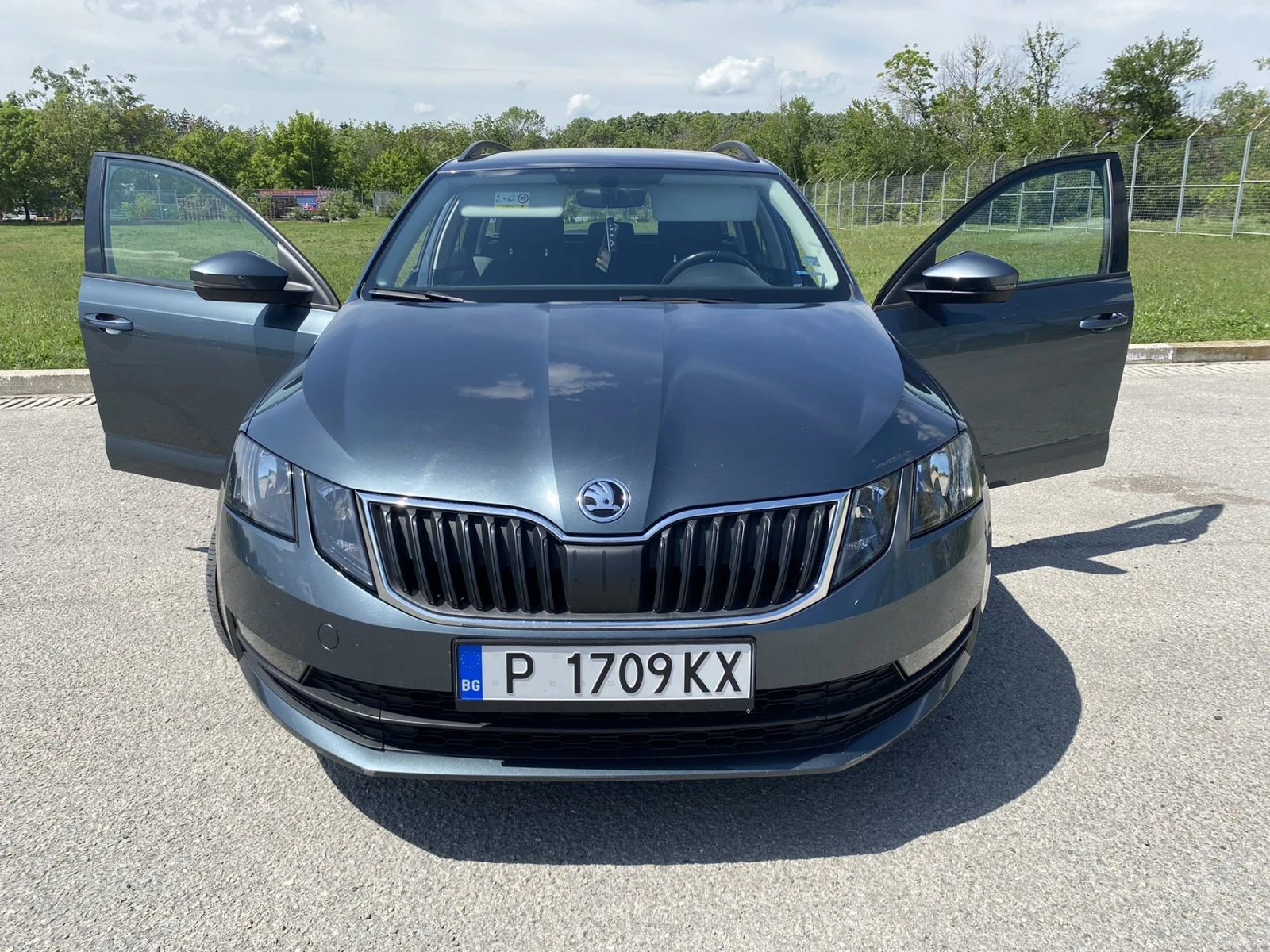 Skoda Octavia, снимка 9 - Автомобили и джипове - 55127912