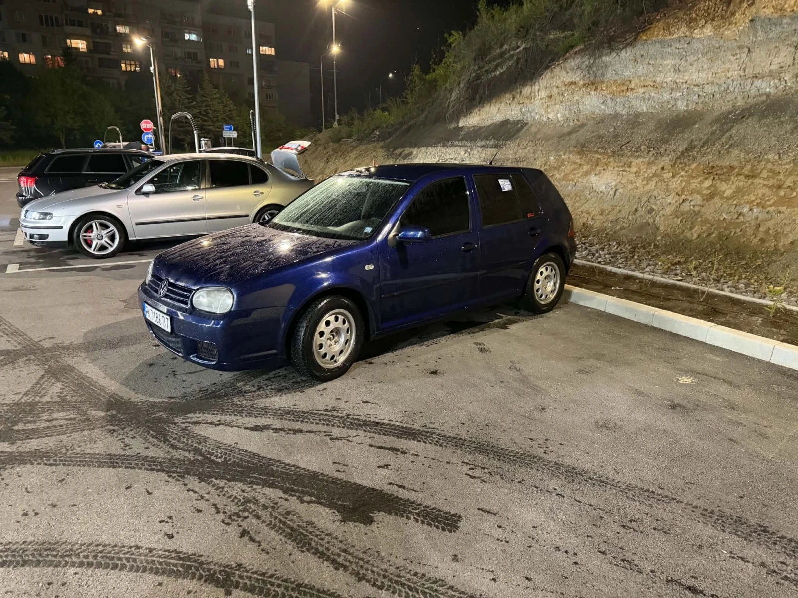 VW Golf, снимка 2 - Автомобили и джипове - 55139951