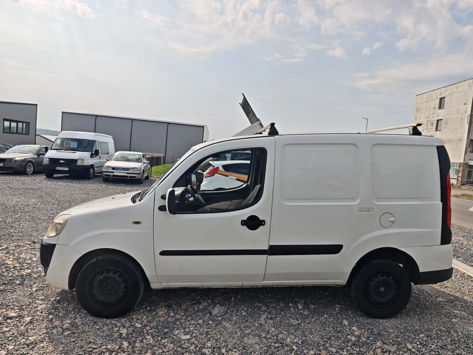 Fiat Doblo 1.3 KLIMA, снимка 8 - Автомобили и джипове - 55140632