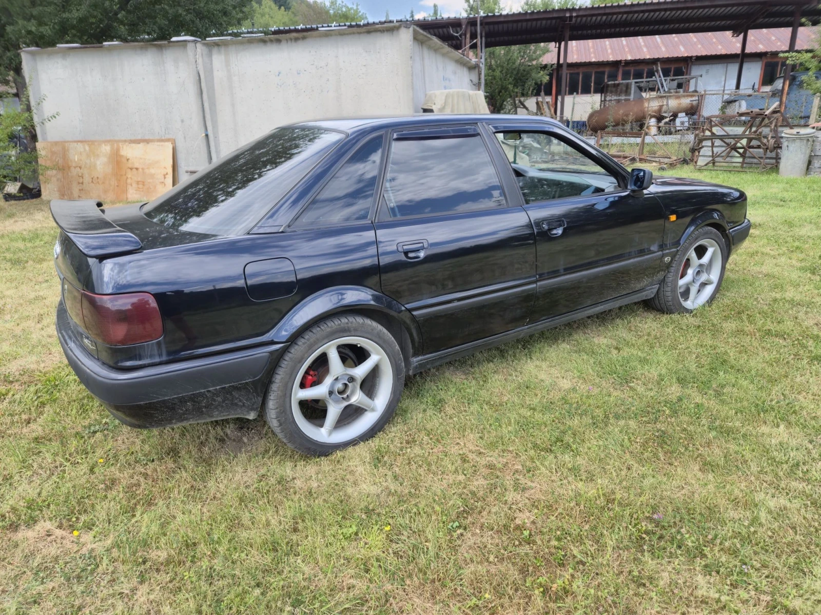 Audi 80 2.0 i, снимка 3 - Автомобили и джипове - 55596324