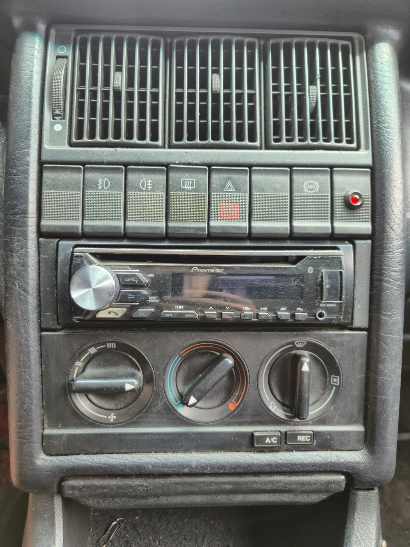 Audi 80 2.0 i, снимка 10 - Автомобили и джипове - 55596324