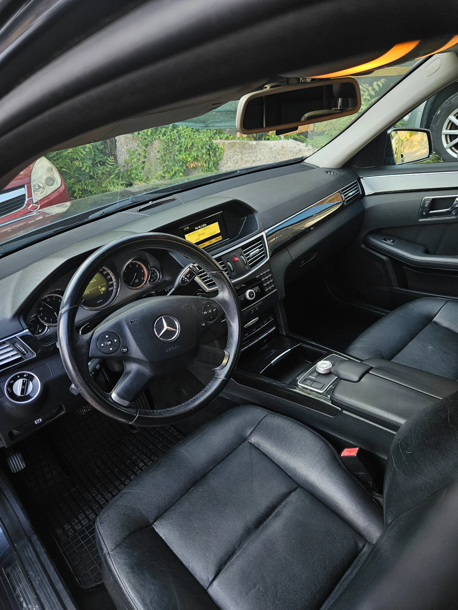 Mercedes-Benz E 300 E300, снимка 9 - Автомобили и джипове - 55678050