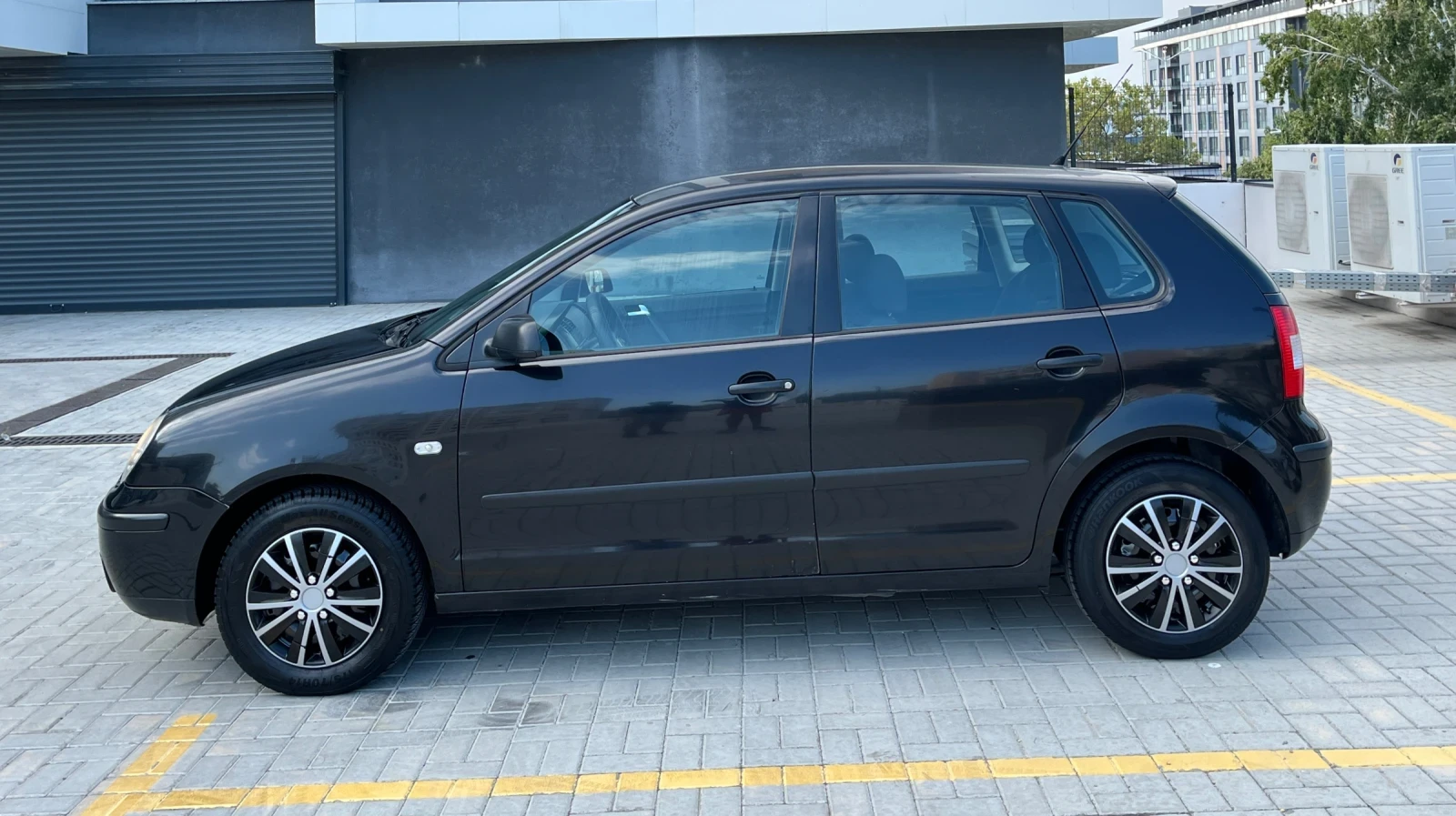 VW Polo 1.2I/2005/ГОДИНА, снимка 4 - Автомобили и джипове - 55779131