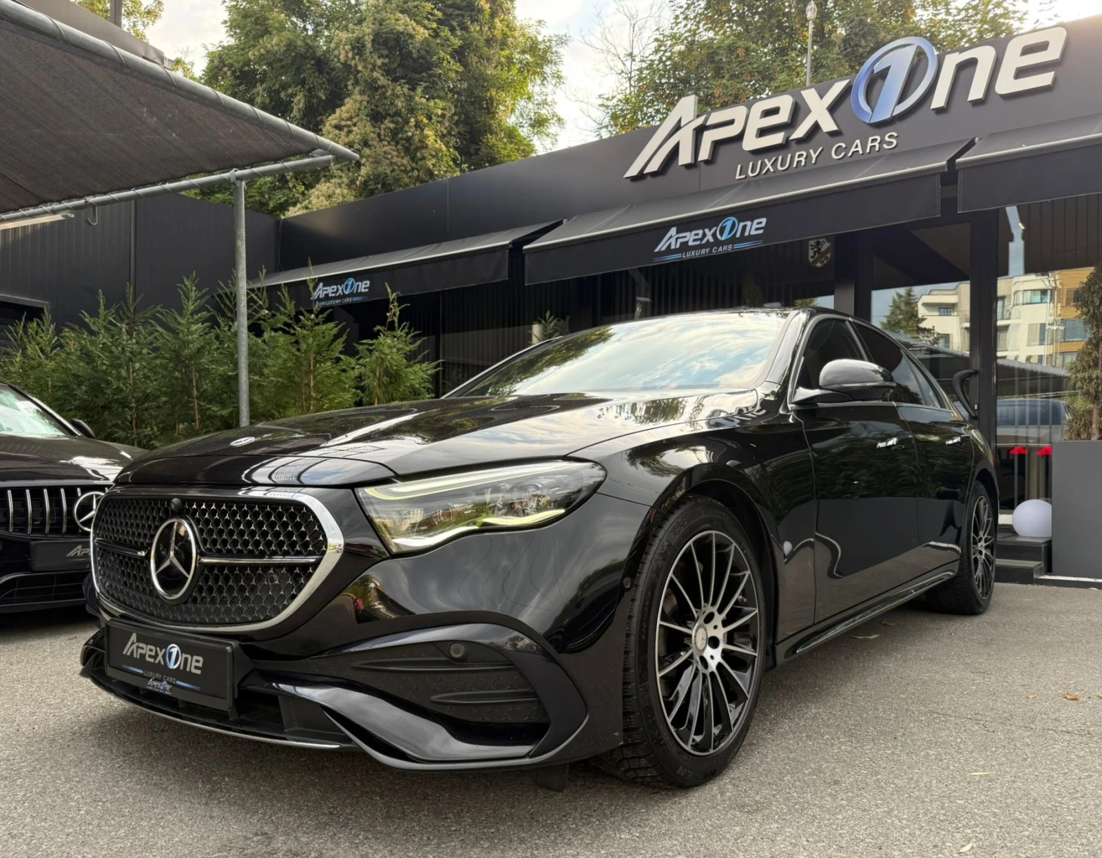 Mercedes-Benz E 220 AMG/360, снимка 2 - Автомобили и джипове - 55895123