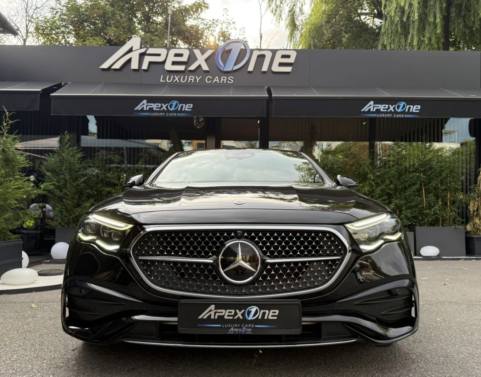 Mercedes-Benz E 220 AMG/360