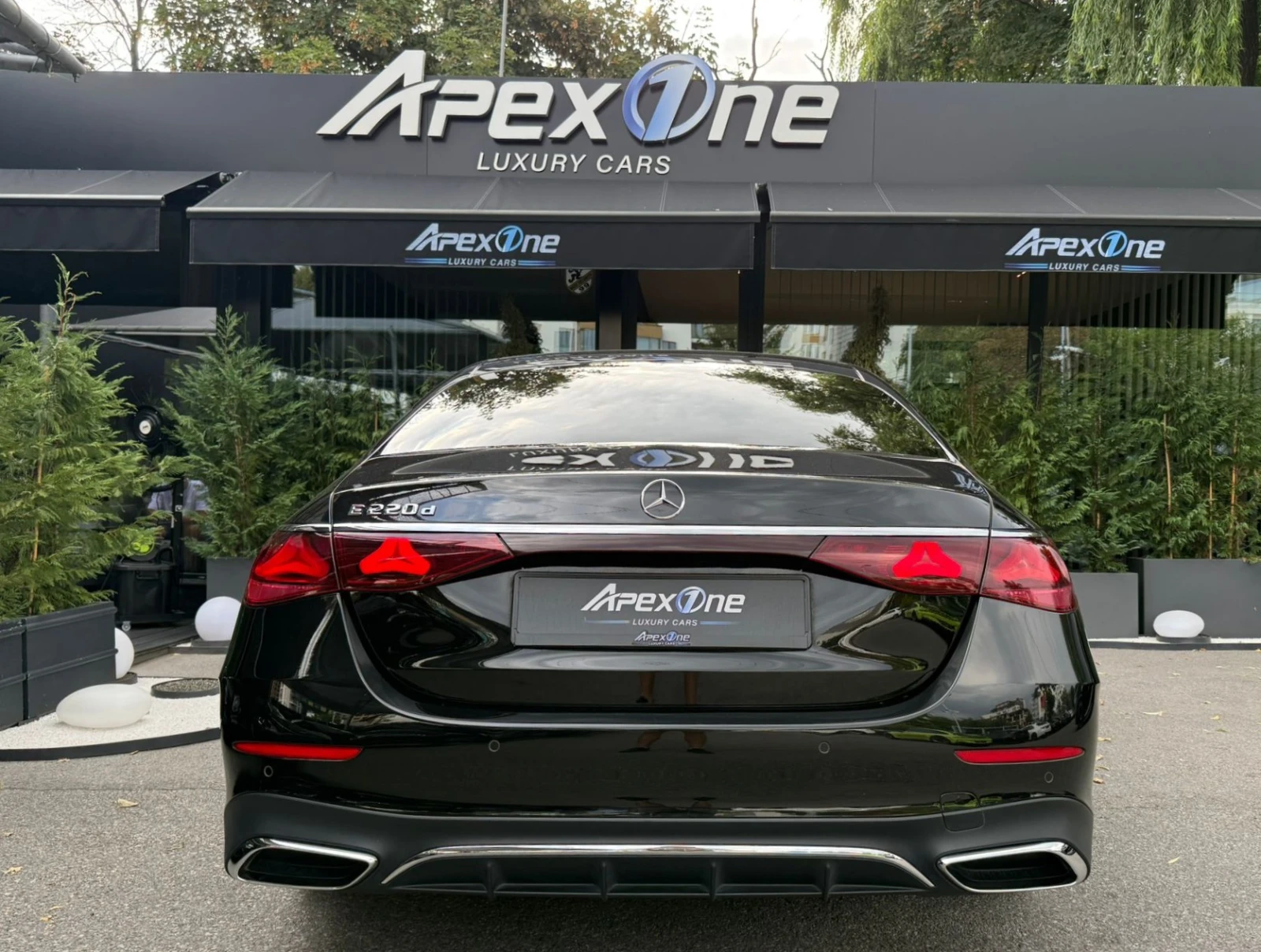 Mercedes-Benz E 220 AMG/360, снимка 5 - Автомобили и джипове - 55895123