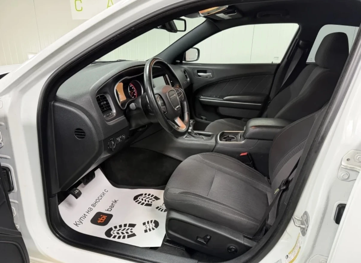 Dodge Charger, снимка 9 - Автомобили и джипове - 55989613