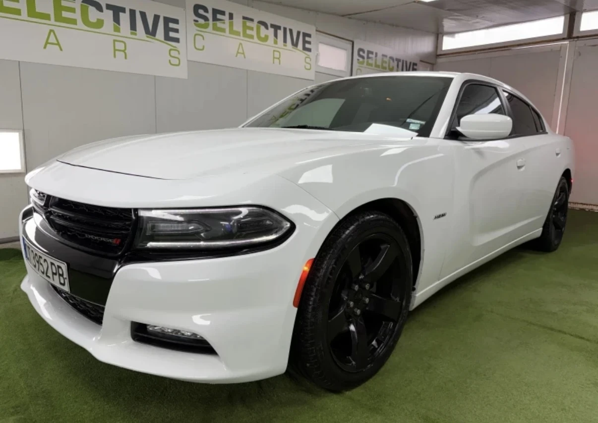Dodge Charger, снимка 2 - Автомобили и джипове - 55989613