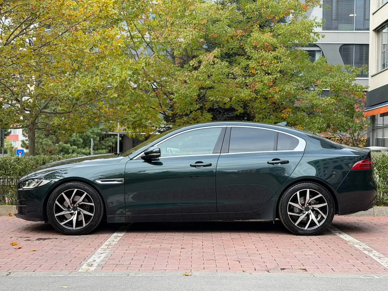 Jaguar XE ������������! ������ ������� �� 2027, ������ �� | Mobile.bg � ����������� 4