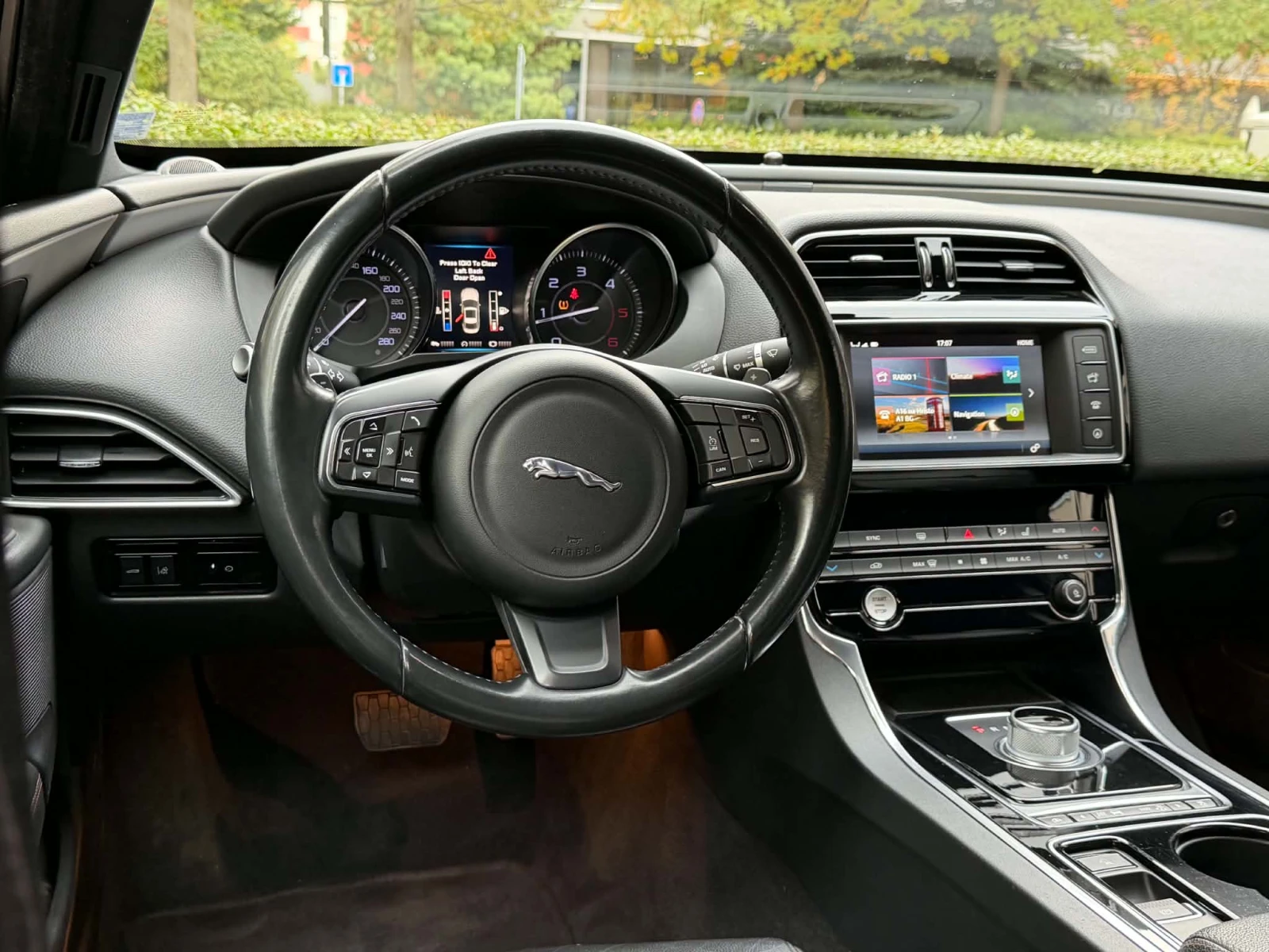 Jaguar XE ������������! ������ ������� �� 2027, ������ �� | Mobile.bg � ����������� 8
