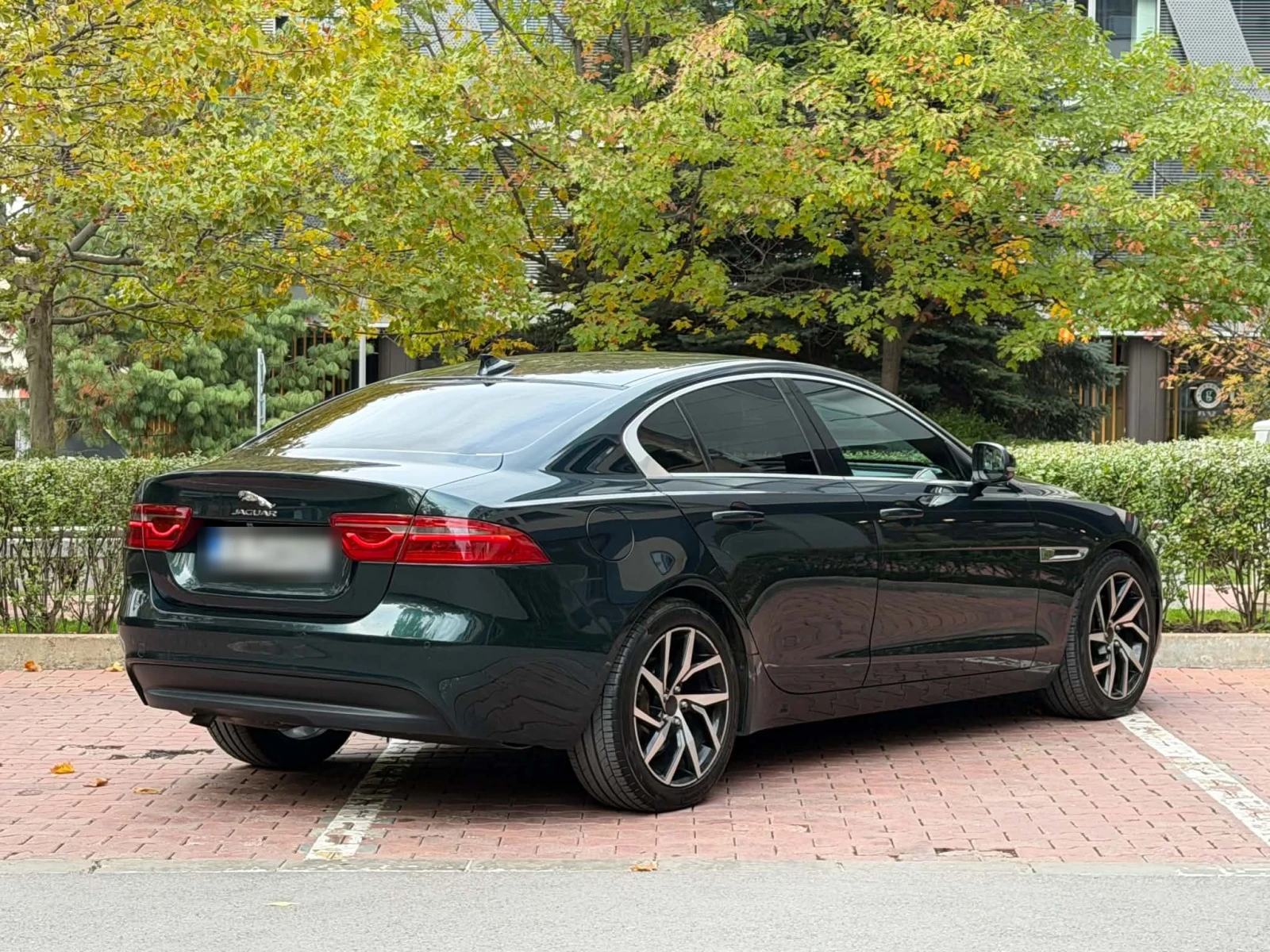 Jaguar XE ������������! ������ ������� �� 2027, ������ �� | Mobile.bg � ����������� 5