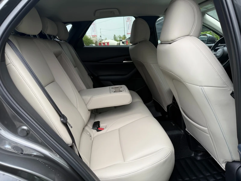 Mazda CX-30 2.5 AWD, снимка 10 - Автомобили и джипове - 50040014