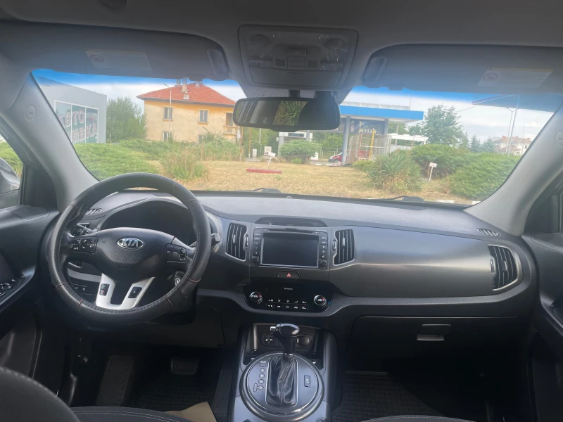 Kia Sportage, снимка 9 - Автомобили и джипове - 51376386