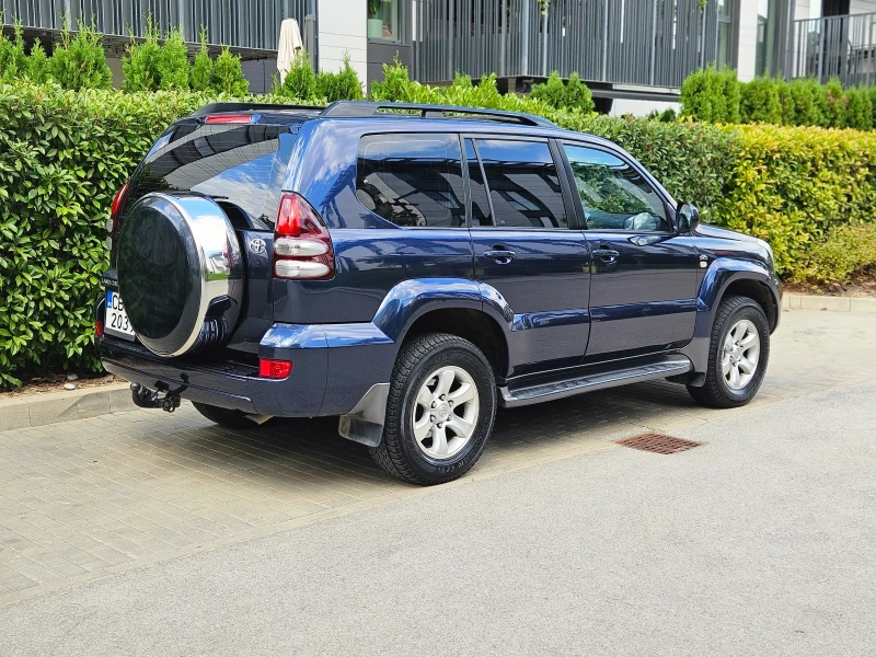 Toyota Land cruiser 120 D-4D Auto , снимка 4 - Автомобили и джипове - 51713429