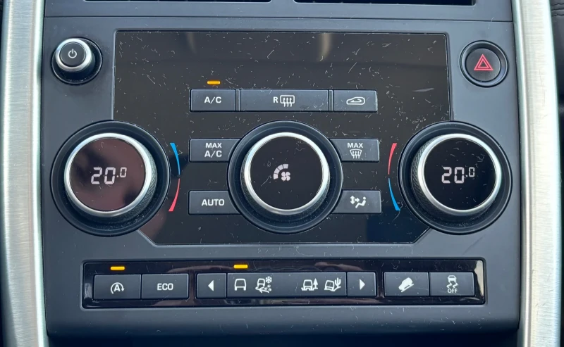 Land Rover Discovery Sport 2.2D/7 МЕСТЕН/ПАНОРАМА/TOP, снимка 14 - Автомобили и джипове - 52402017