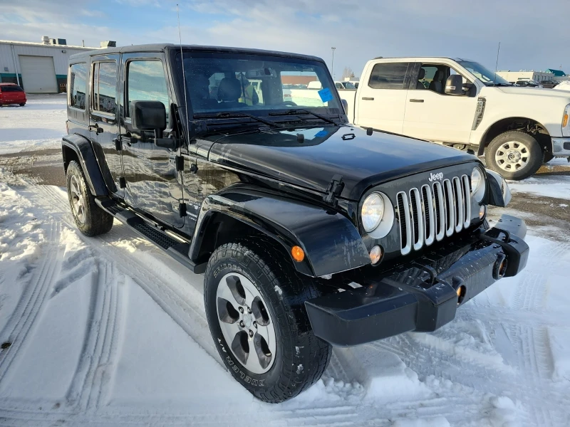 Jeep Wrangler UNLIMITED SAHARA/НАВИ/REMOTE START/CRUISE, снимка 3 - Автомобили и джипове - 52812681