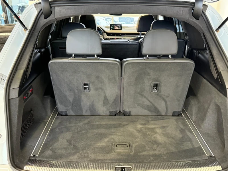 Audi SQ7 ОЧАКВАН ВНОС SQ7 Bang & Olufsen ОБДУХВАНЕ+ ПОДГРЕ, снимка 14 - Автомобили и джипове - 53036455