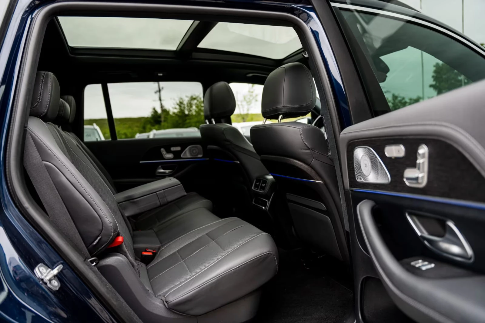 Mercedes-Benz GLS 400 4MATIC/330HP/AMG/PANO/360/BURMESTER/ACC/692vpr | Mobile.bg   12