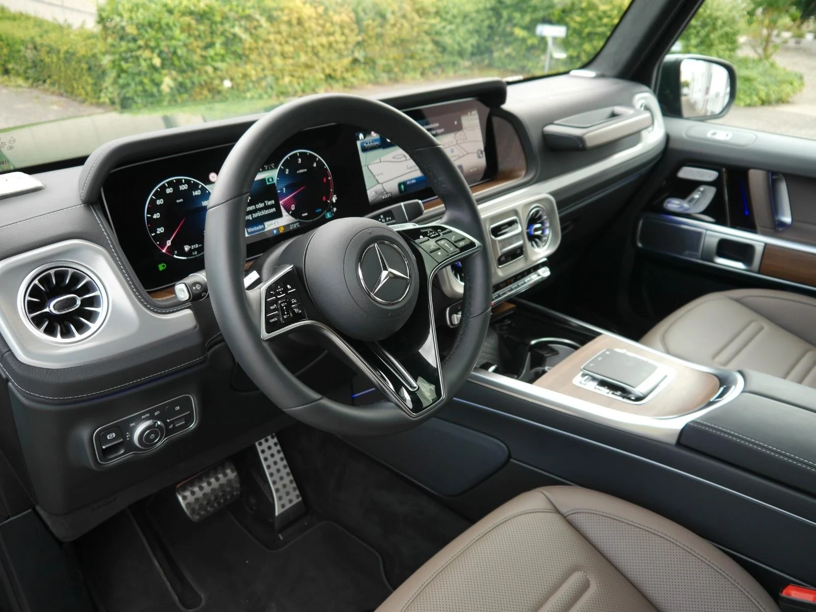 Mercedes-Benz G 450 d/4MATIC/FACELIFT/PROFESSIONAL/MANUFAKTUR/360/BURM - изображение 8