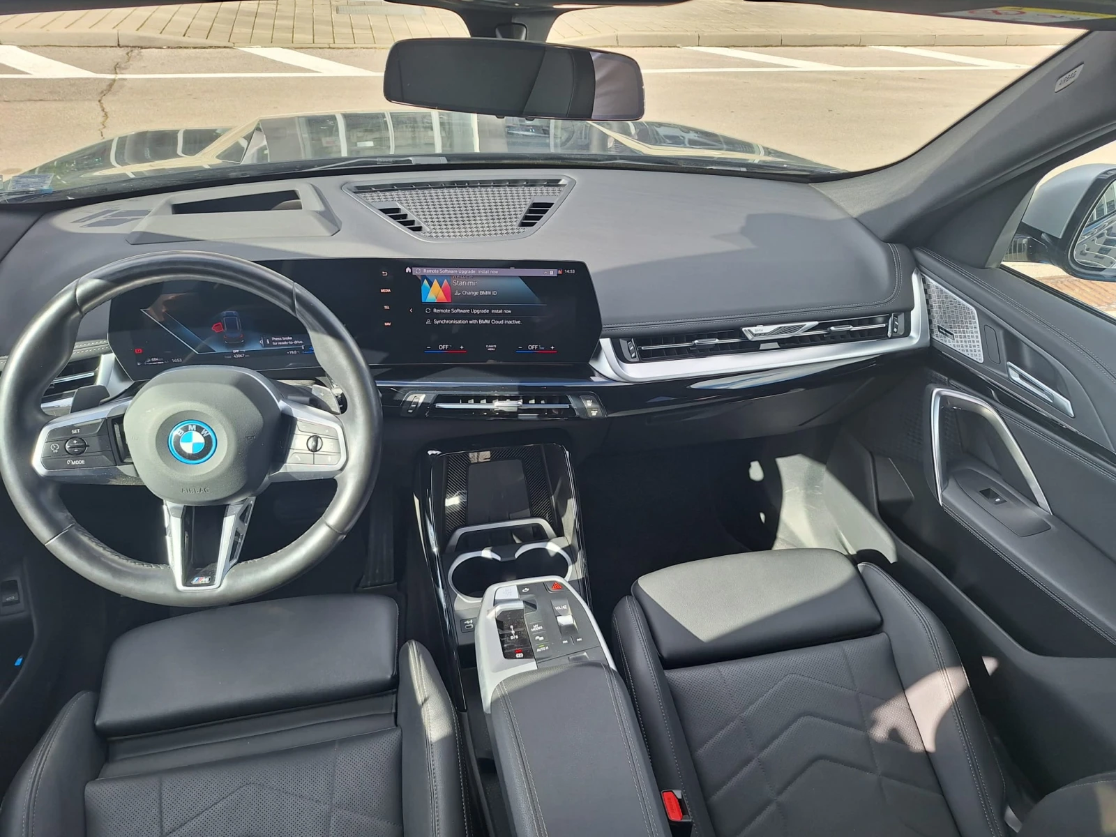 BMW X1 30e xDrive - изображение 9