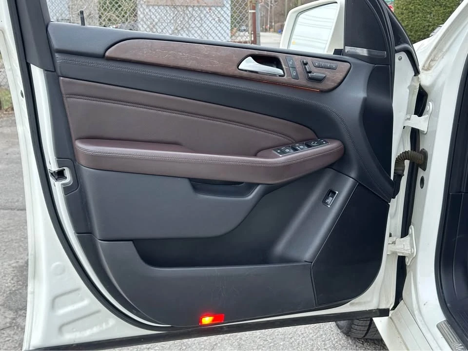 Mercedes-Benz ML 350  - изображение 8