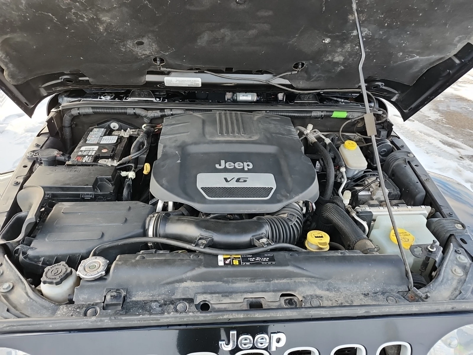 Jeep Wrangler UNLIMITED SAHARA/����/REMOTE START/CRUISE | Mobile.bg � ����������� 12