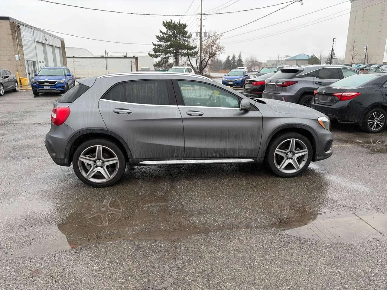 Mercedes-Benz GLA * 250 * CARFAX * БЕЗ ПЪРВОНАЧАЛНА ВНОСКА, снимка 3 - Автомобили и джипове - 53827400