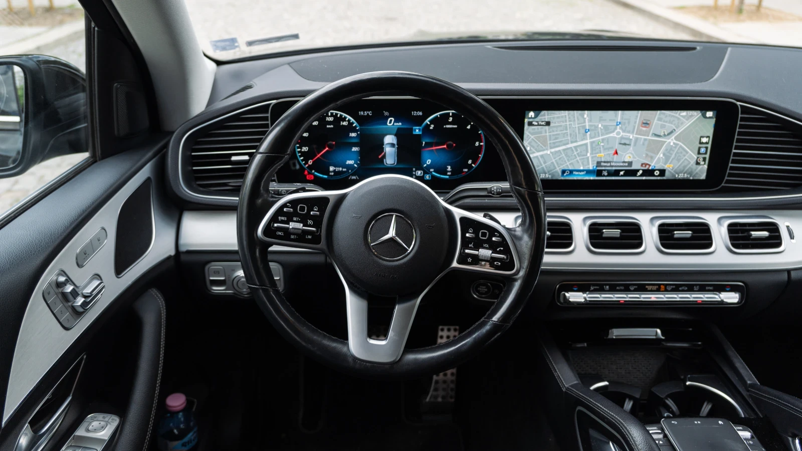 Mercedes-Benz GLE 350, снимка 9 - Автомобили и джипове - 54565412