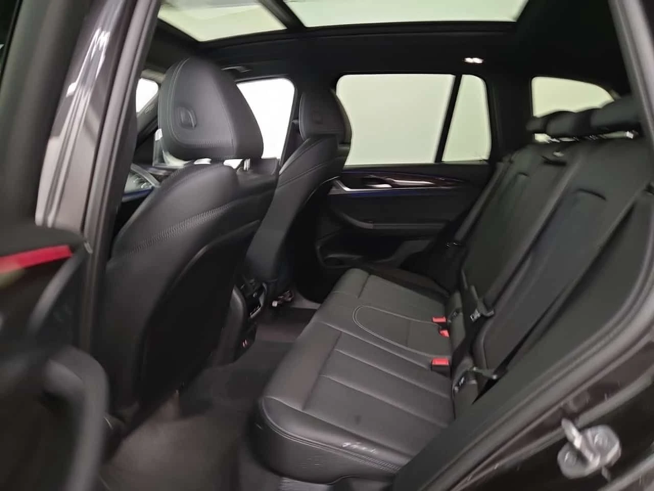 BMW X3 XDRIVE30I / КАРФАКС / АВТОКРЕДИТ, снимка 12 - Автомобили и джипове - 54813965