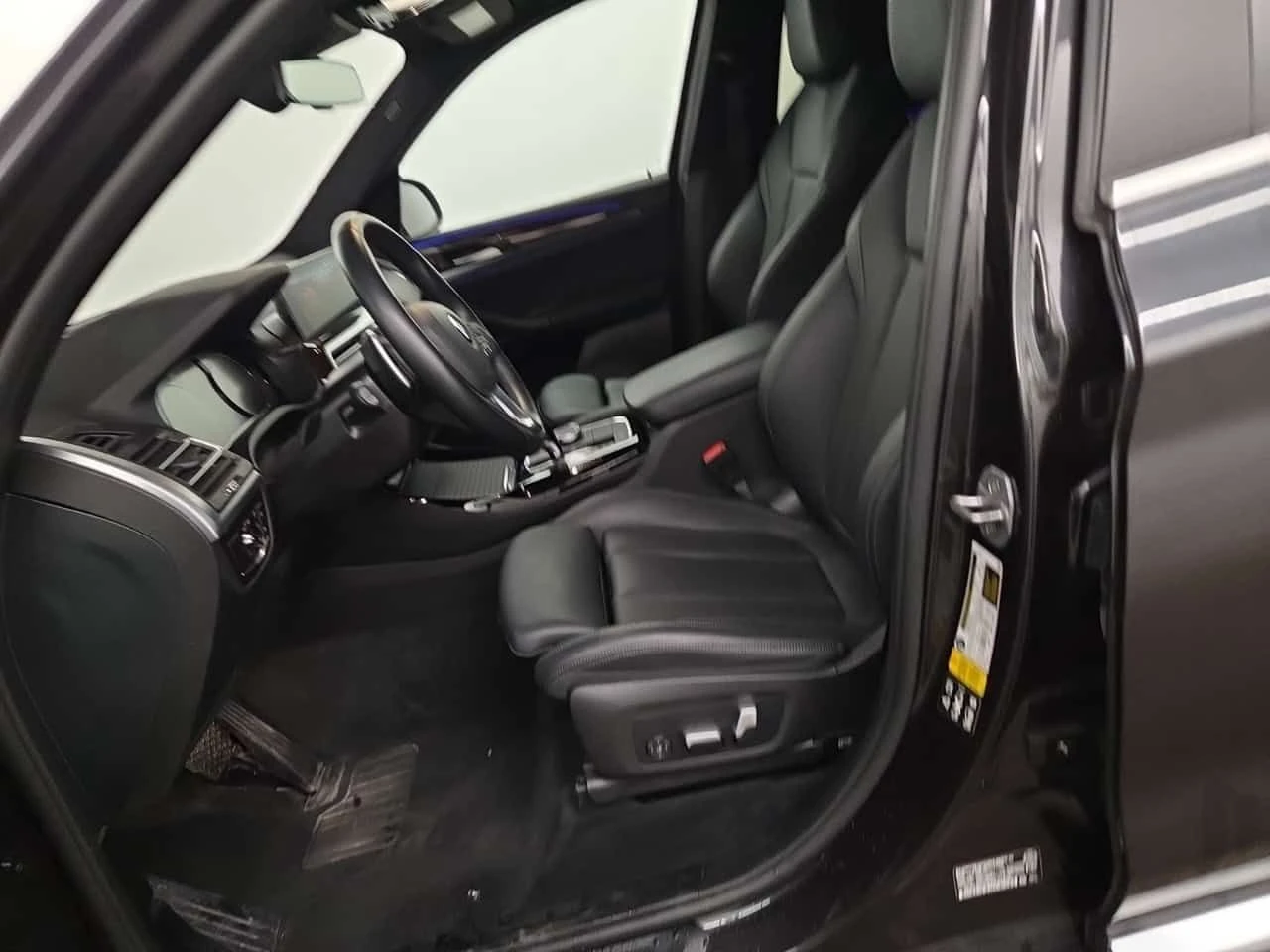 BMW X3 XDRIVE30I / КАРФАКС / АВТОКРЕДИТ, снимка 5 - Автомобили и джипове - 54813965