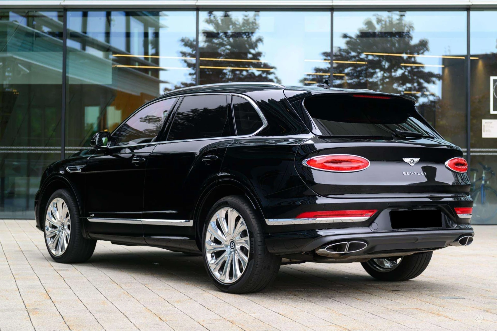 Bentley Bentayga, снимка 4 - Автомобили и джипове - 54956776