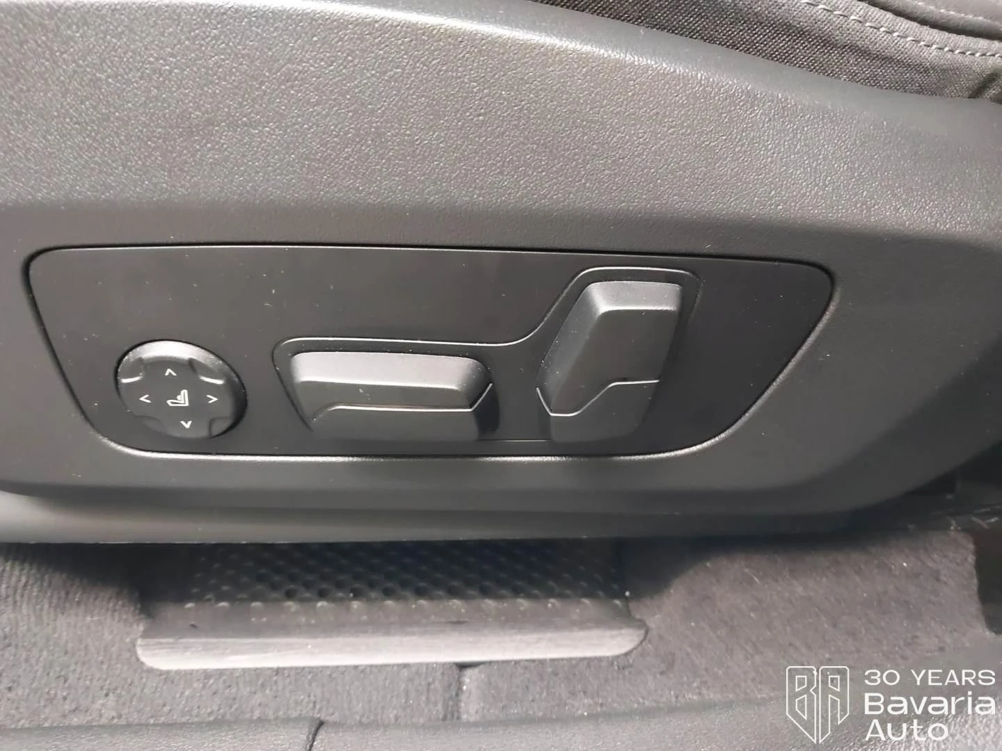BMW X1 20i sDrive M Sport Paket Steptronic, снимка 13 - Автомобили и джипове - 55189843