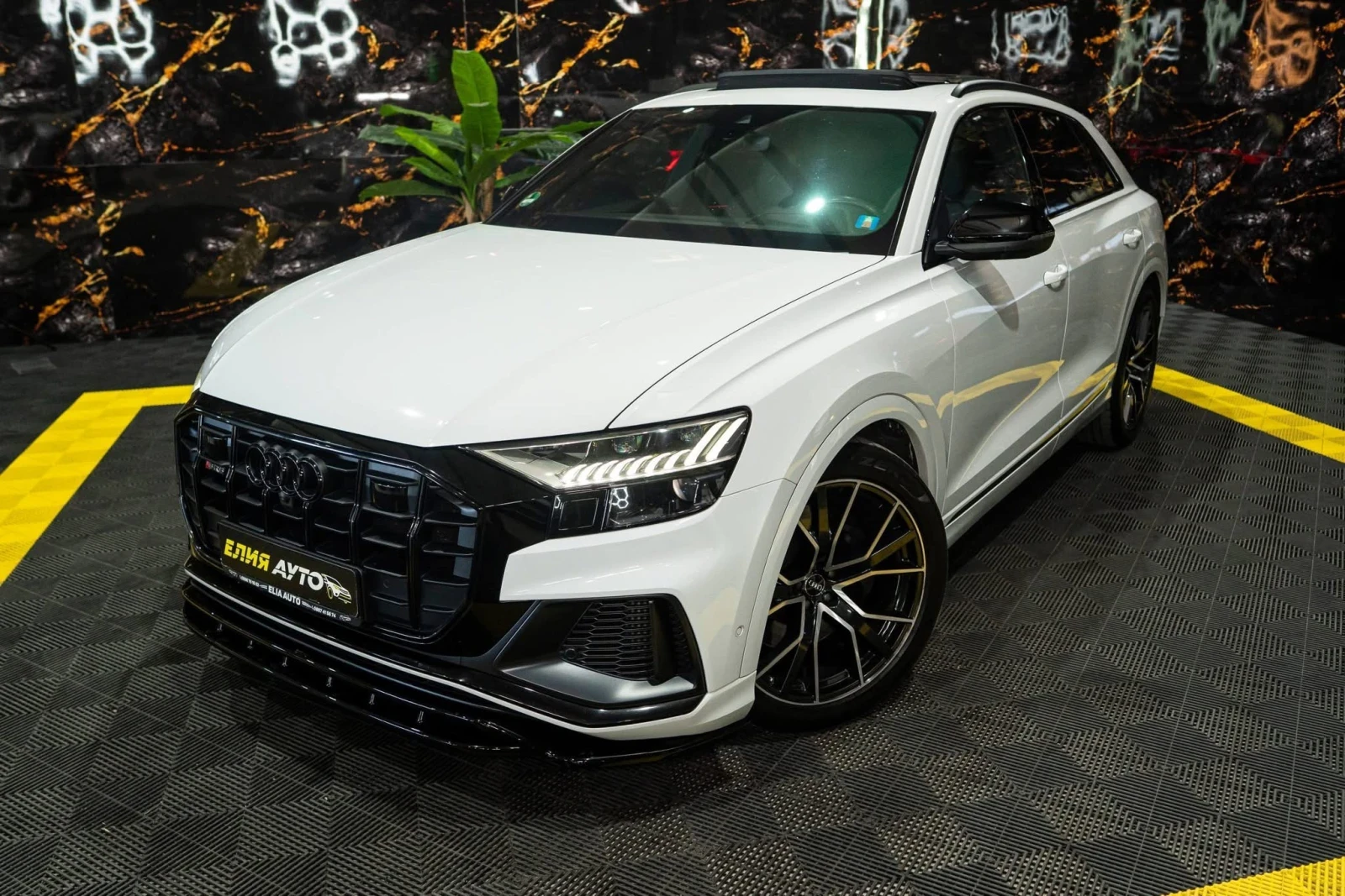 Audi SQ8 4.0D V8 MATRIX ПАНО B&O HUD 360 ЛИЗИНГ 100%, снимка 2 - Автомобили и джипове - 55695008