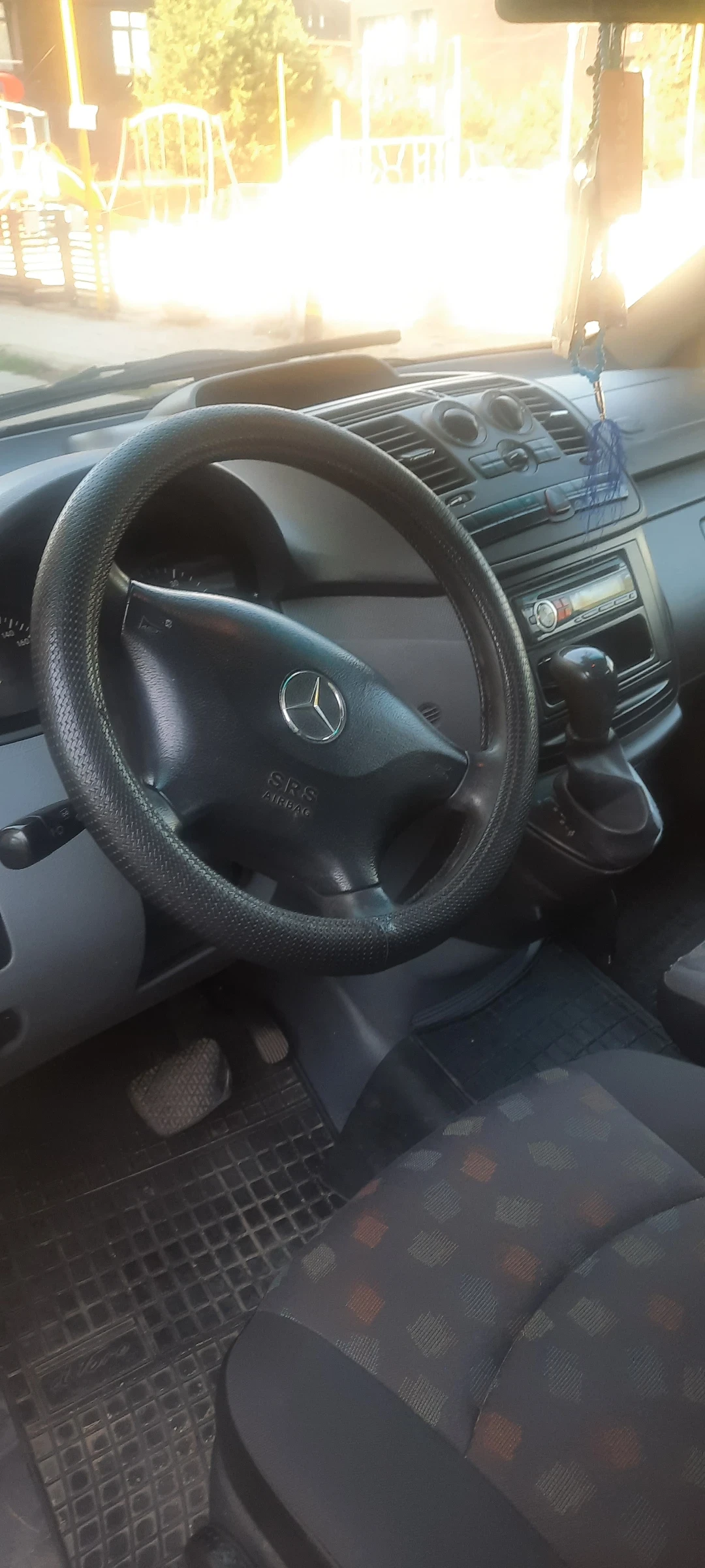 Mercedes-Benz Vito, снимка 4 - Бусове и автобуси - 56116239
