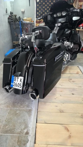 ����� �� �������� �� Harley-Davidson Touring FLHXS