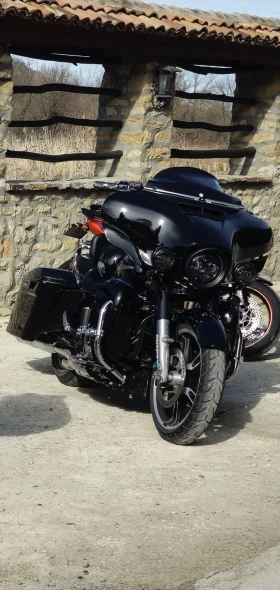 ������ Harley-Davidson Tour...