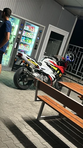 Обява за продажба на Honda Cbr ~2 900 лв. - изображение 1