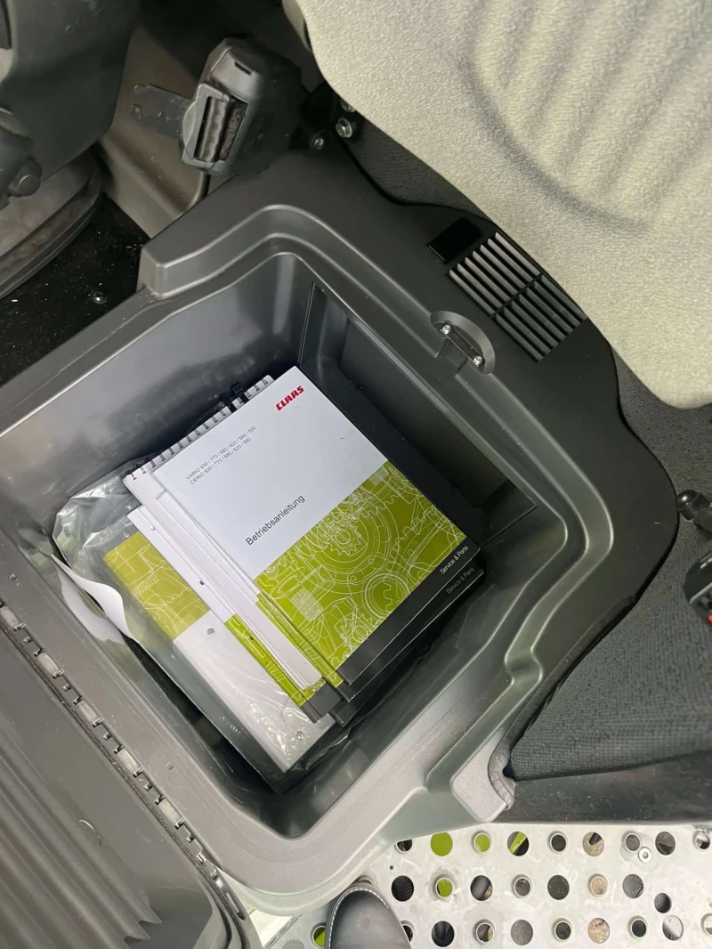 Комбайн Claas Lexion 6700, снимка 9 - Селскостопанска техника - 53014245