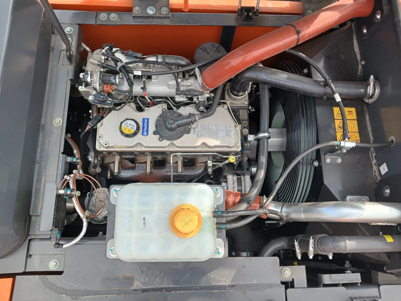 Багер Develon DX 205, снимка 14 - Индустриална техника - 54074136