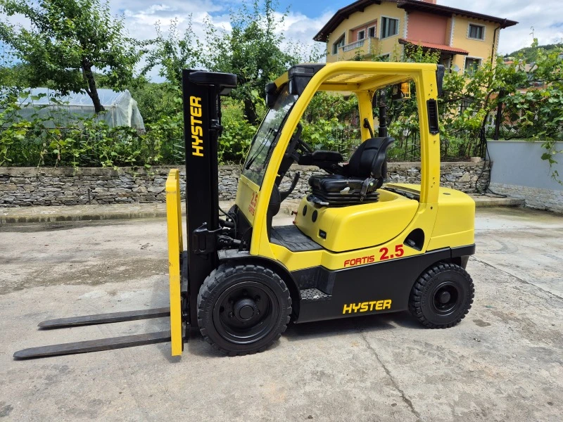 Мотокар Hyster, снимка 1 - Индустриална техника - 48061728