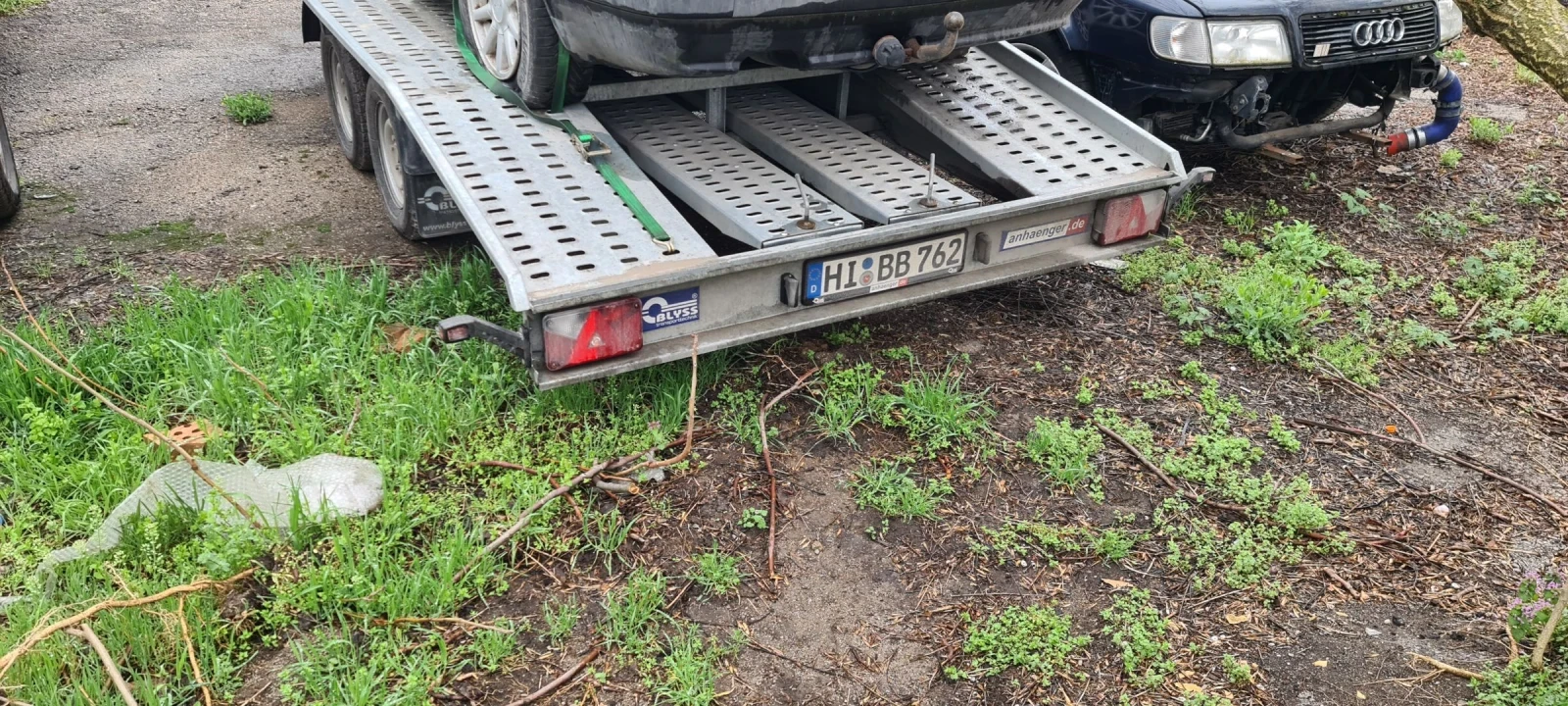   Blyss | Mobile.bg   3