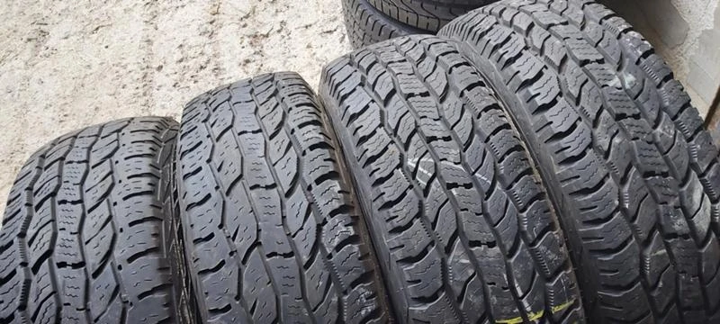 Гуми Всесезонни 235/75R15, снимка 2 - Гуми и джанти - 33437987